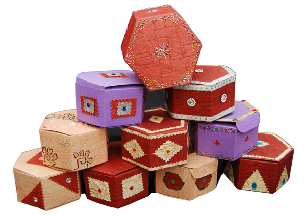 Manufacturers Exporters and Wholesale Suppliers of Handmade Paper Favour box Jaipur Rajasthan